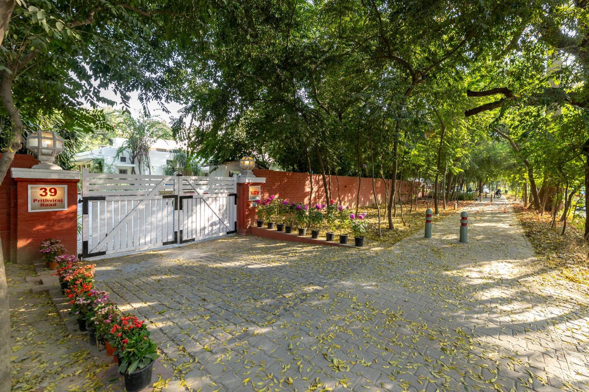 Lutyens Bungalow New Delhi Exterior photo